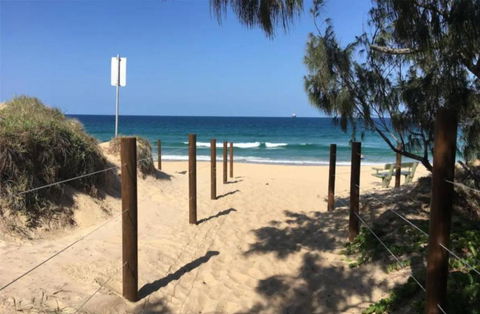 NEW Upmarket OCEAN 3Bed 2Bath Unit - 250m 2 BUDDINA BEACH! - Accommodation Rockhampton 2