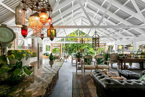 Noosa Valley Manor B&B - Accommodation Rockhampton 0