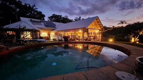 Noosa Valley Manor B&B - Accommodation Rockhampton 3