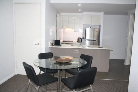 North Sydney Wyndel Apartments-MIL1005 - Accommodation Rockhampton 2