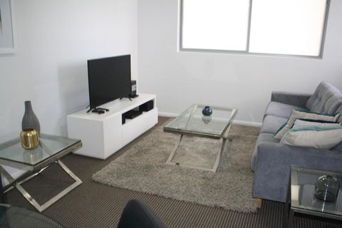 North Sydney Wyndel Apartments-MIL1005 - Accommodation Rockhampton 1