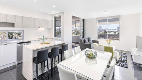 Oaks Brisbane Woolloongabba Suites - Accommodation Rockhampton 2