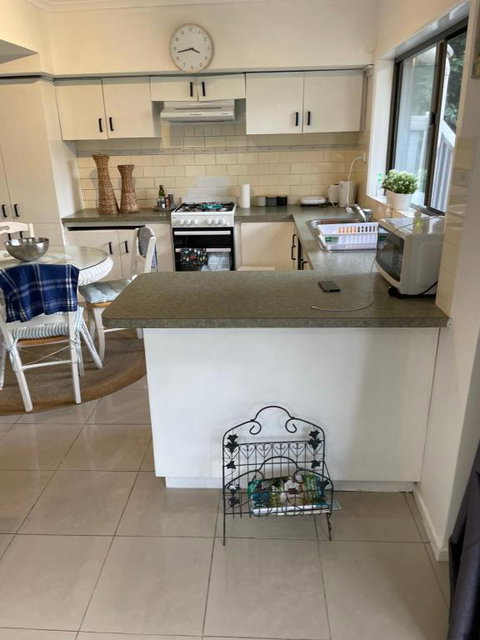 OCEAN GET AWAY - Accommodation Rockhampton 0