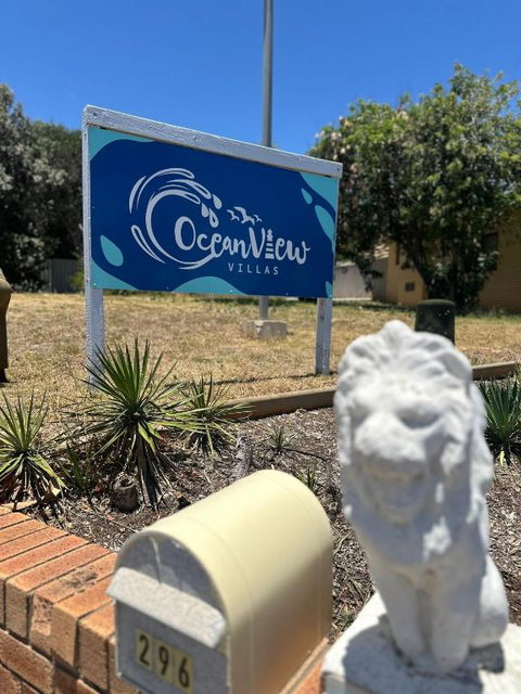 Ocean View Villas - Accommodation Rockhampton 0