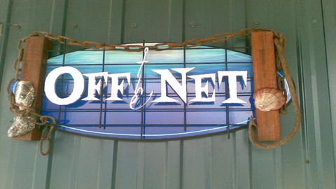 Off The Net - New Listing - Esplanade Property With Views Of The Channel - Accommodation Rockhampton 3