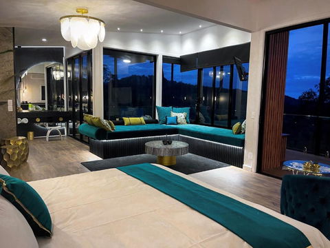 On Eagle Wings Mountain Retreat & Spa - Accommodation Rockhampton 1