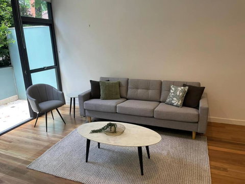 One Bedroom Self Catering Eden - Accommodation Rockhampton 0