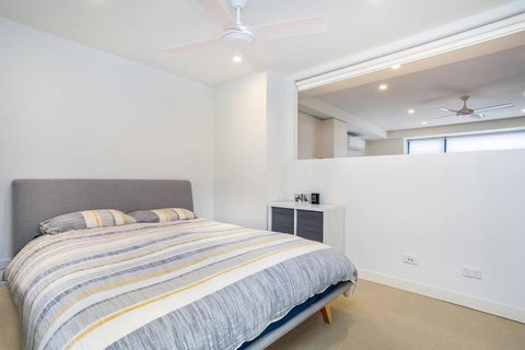 One Bedroom Self Catering Eden - Accommodation Rockhampton 2