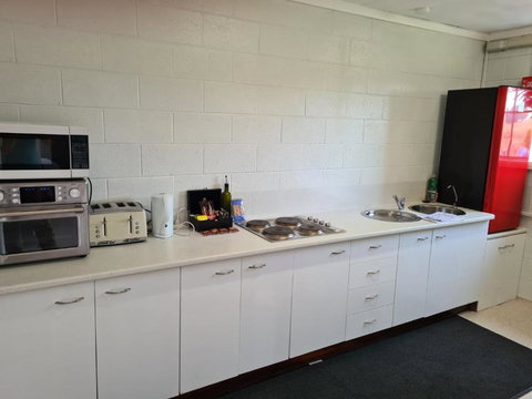 Orchard 2 Bedroom Apartment In Devonport - Accommodation Rockhampton 2