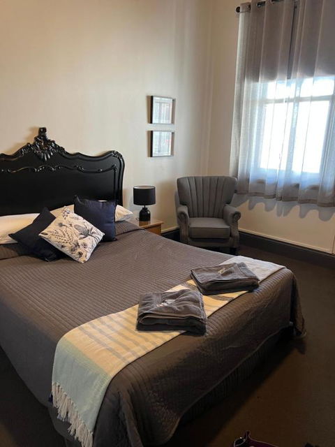 Oriental Hotel Tumut - Accommodation Rockhampton 0