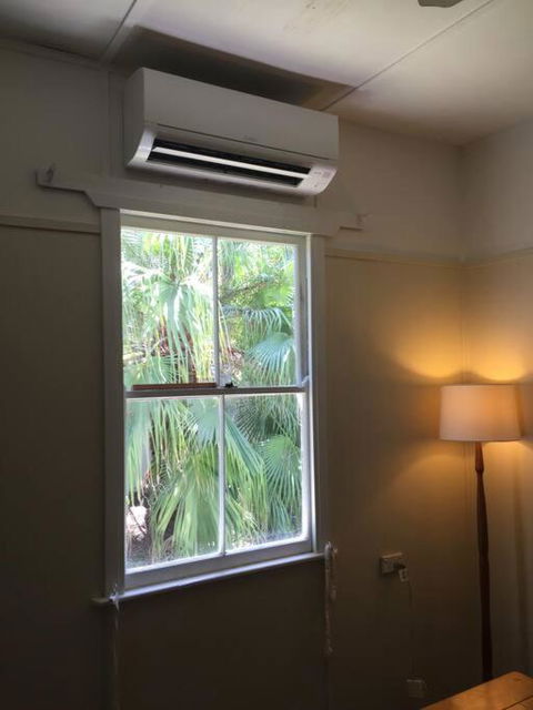 Original Surf Cottage In Heart Of Pottsville Beach - Accommodation Rockhampton 3