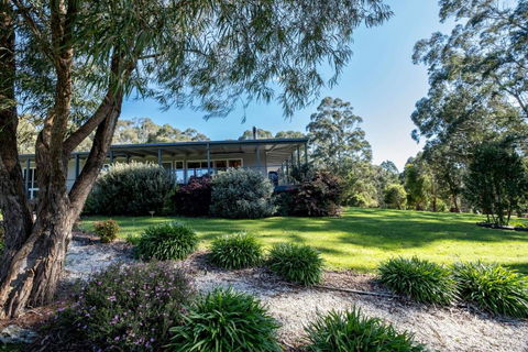 Otway Valley Lodge - Accommodation Rockhampton 0