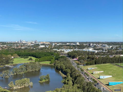 Parkside & City View In Sydney Olympic Park - Accommodation Rockhampton 1