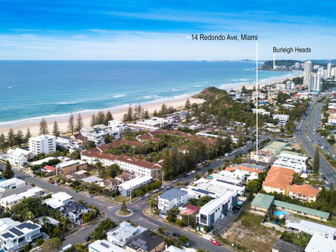 PALMA - Couples Beach Shack! - Accommodation Rockhampton 2
