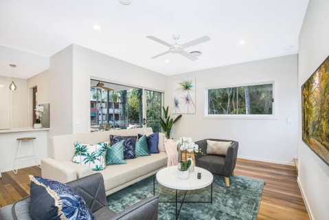 Park Avenue Townhouse Retreat Brisbane Sleeps 10 - Accommodation Rockhampton 3