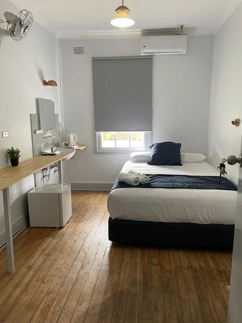 Parkes Hotel - Accommodation Rockhampton 3