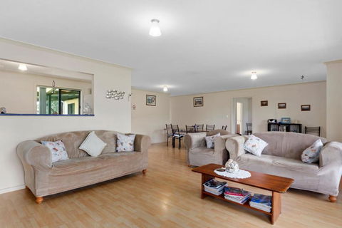 Pascalinga 38 Carrickalinga Road - Accommodation Rockhampton 2