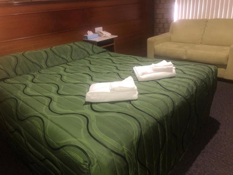 Pavlos Motel - Accommodation Rockhampton 1