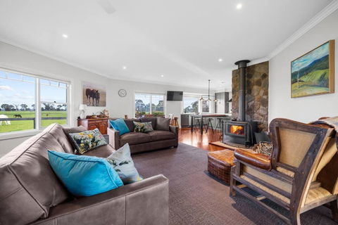 Peaceful Country Getaway - Accommodation Rockhampton 3