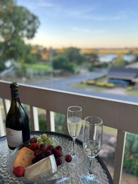 Pelican Retreat - Corporate / Tradie / Family - Accommodation Rockhampton 3