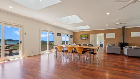 Peninsula At Metung - Access By Boat Only - Accommodation Rockhampton 2