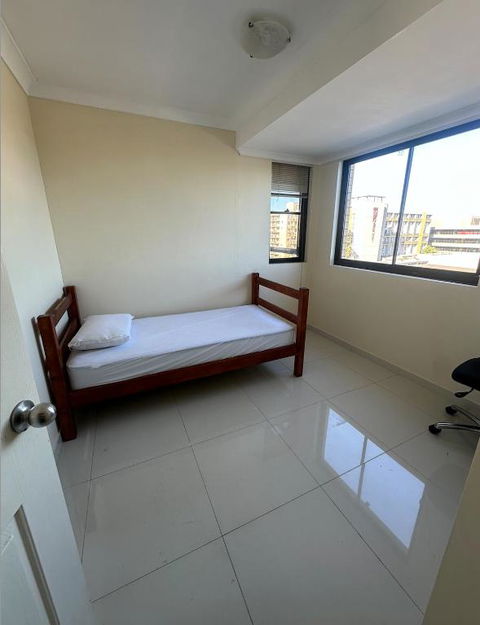 Penthouse Apartment - Accommodation Rockhampton 2