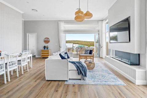 Playa Azul-Beach House On Catherine Hill Bay And Moonee Beach - Accommodation Rockhampton 2