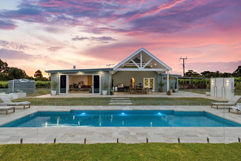 Pethick House - Accommodation Rockhampton 2