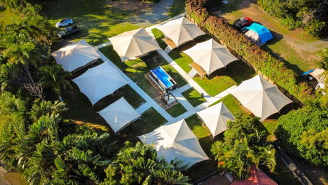 Poinciana At Cooee Bay - Accommodation Rockhampton 2