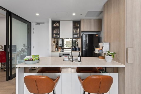 Perfect Location With 5 Star Amenities - Accommodation Rockhampton 2