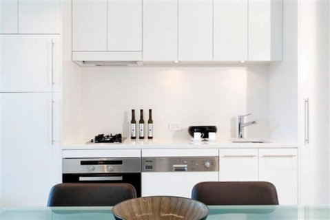 Perfectly Located Crows Nest Apartment C404 - Accommodation Rockhampton 0