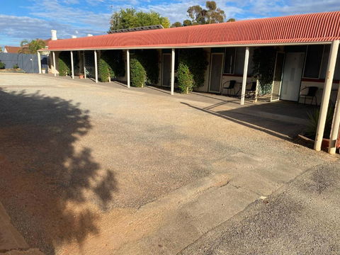 Peterborough Motel - Accommodation Rockhampton 2