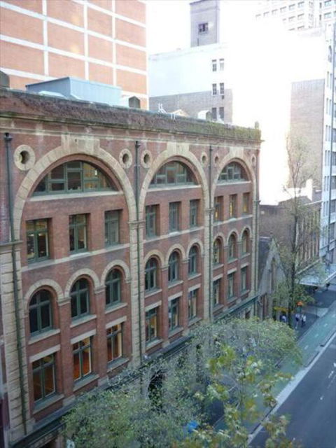 PI702 - Ideally Located Sydney CBD - Accommodation Rockhampton 1
