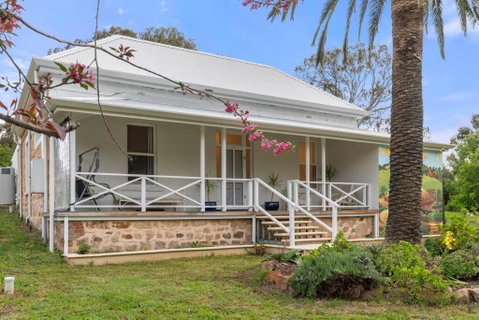 Piambong House - Accommodation Rockhampton 0