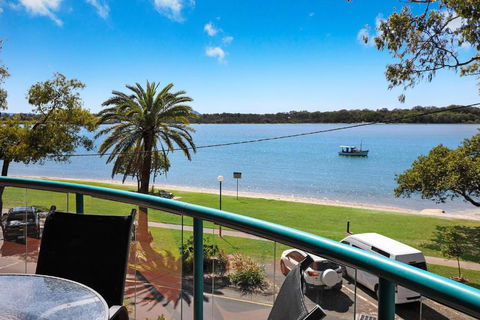 PICNIC7- PICTURE PERFECT PICNIC POINT - Accommodation Rockhampton 1