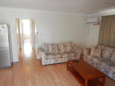 Pine Cottage - Accommodation Rockhampton 1