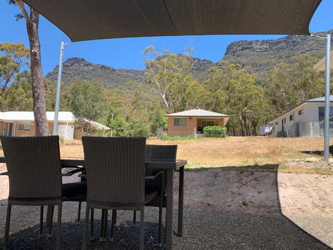 Pinnacle Views - Accommodation Rockhampton 2