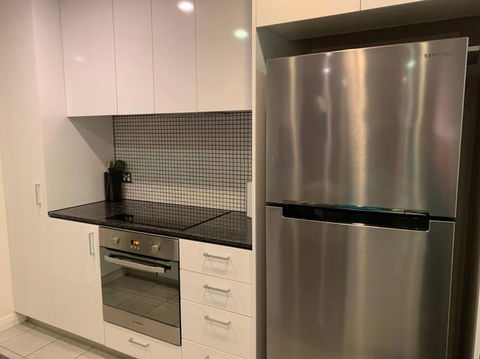 Plush @ Benjamin Way Belconnen - Accommodation Rockhampton 3