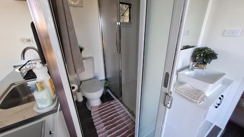 Pod Tiny Home - Accommodation Rockhampton 3