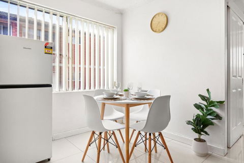 Polished 2-Bed Unit In The Heart Of Parramatta - Accommodation Rockhampton 1