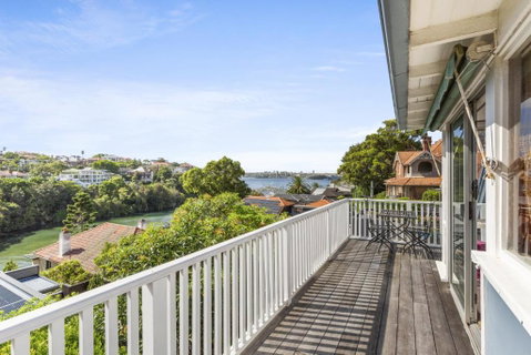 Poolside Stay - Close To Taronga Zoo & Luna Park - Accommodation Rockhampton 0