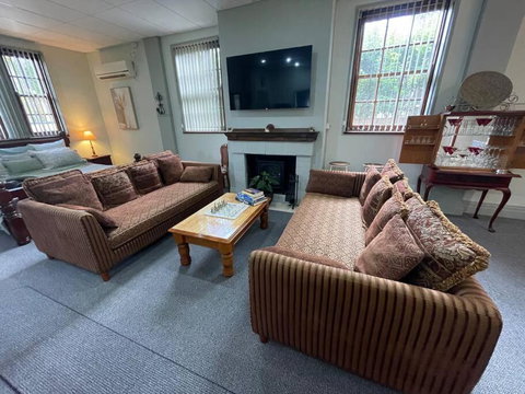 Post Office Boutique Accommodation - Accommodation Rockhampton 1