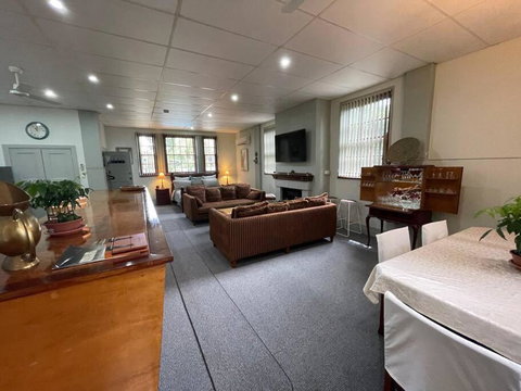 Post Office Boutique Accommodation - Accommodation Rockhampton 3