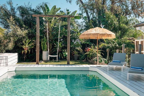 Prime Location With Pool - Walk To Coolum Beach - Accommodation Rockhampton 0