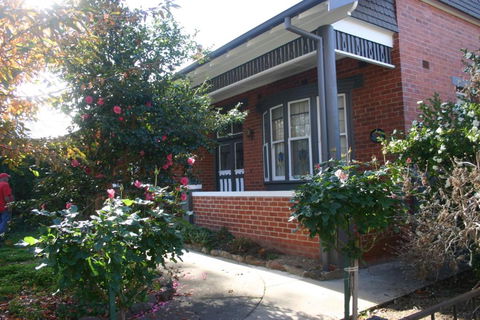Primrose Cottage - Accommodation Rockhampton 1