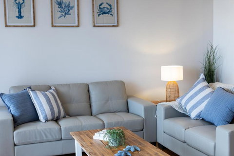 Promenade Unit 4 - Accommodation Rockhampton 3