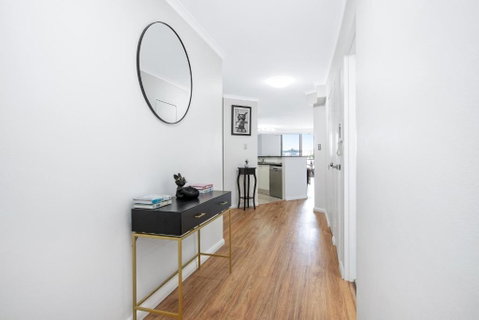 Pyrmont 2 Bed Apartment - Prime Location W Parking - Accommodation Rockhampton 1