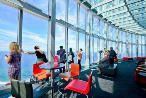 Q1 Skyview Retreat - Level 31 Spectacular Views - Accommodation Rockhampton 2