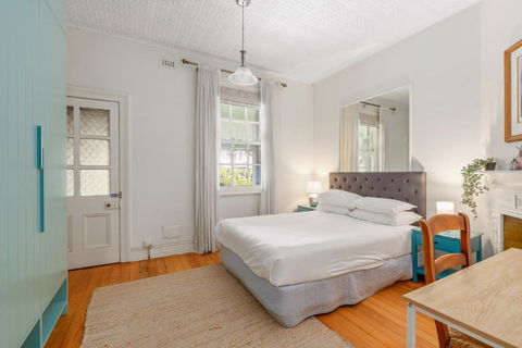Quaint 3-Bed Heritage Home In The Heart Of Sydney - Accommodation Rockhampton 1