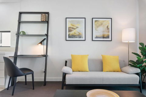 Quattro Apartments - Accommodation Rockhampton 3